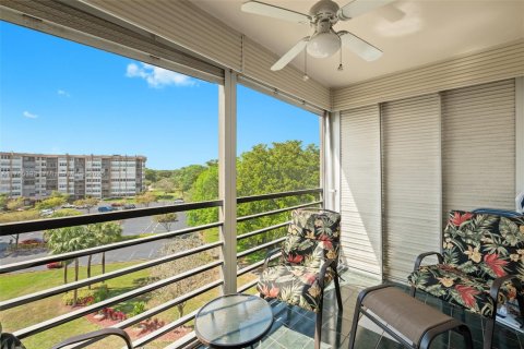 Copropriété à vendre à Pembroke Pines, Floride: 2 chambres, 91.04 m2 № 2089263 - photo 23