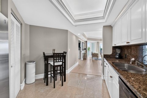 Copropriété à louer à Boca Raton, Floride: 3 chambres, 229 m2 № 2265722 - photo 16