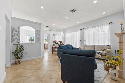 Купить виллу или дом в Майами, Флорида 4 спальни, 204.2м2, № 1971624 - фото 7