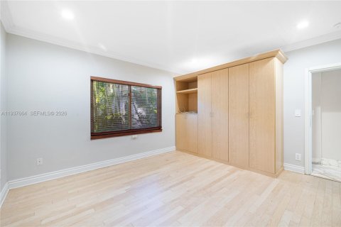 Villa ou maison à louer à Miami Beach, Floride: 4 chambres, 365.48 m2 № 1995548 - photo 17