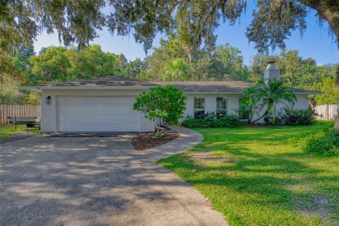 Villa ou maison à Oviedo, Floride 3 chambres, 200.3 m2 № 2401151