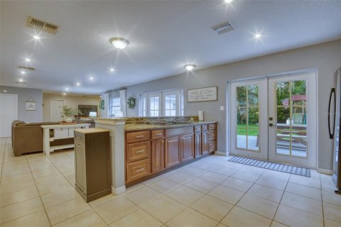 Villa ou maison à vendre à Oviedo, Floride: 3 chambres, 200.3 m2 № 2401151 - photo 4