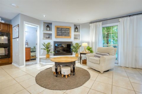 Villa ou maison à vendre à Oviedo, Floride: 3 chambres, 200.3 m2 № 2401151 - photo 8