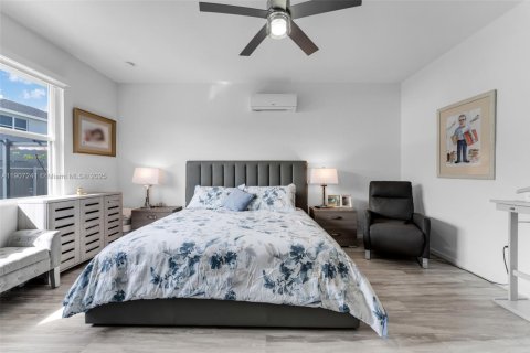 Casa en venta en Homestead, Florida, 3 dormitorios, 154.5 m2 № 1965677 - foto 16