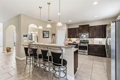 Villa ou maison à vendre à Deltona, Floride: 5 chambres, 358.05 m2 № 2416876 - photo 20