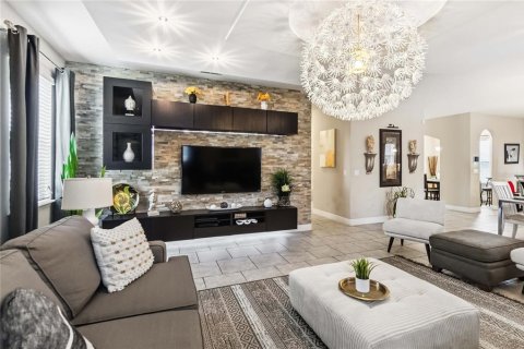 Villa ou maison à vendre à Deltona, Floride: 5 chambres, 358.05 m2 № 2416876 - photo 11