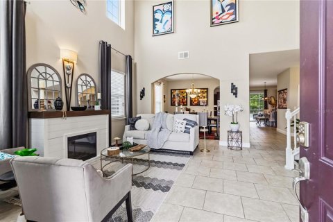 Villa ou maison à vendre à Deltona, Floride: 5 chambres, 358.05 m2 № 2416876 - photo 3
