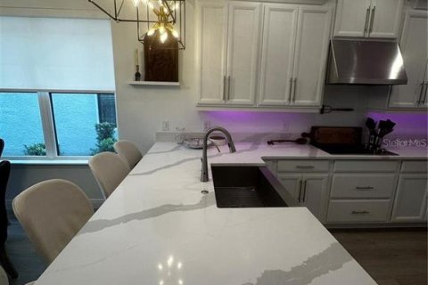 Casa en alquiler en Winter Park, Florida, 4 dormitorios, 240.52 m2 № 1870458 - foto 19
