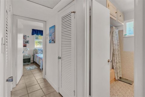 Condominio en venta en Lakeland, Florida, 2 dormitorios, 75.81 m2 № 1720769 - foto 17