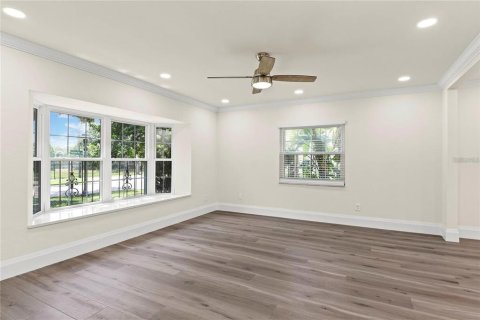 Touwnhouse à louer à Orlando, Floride: 3 chambres, 186.92 m2 № 2406380 - photo 5