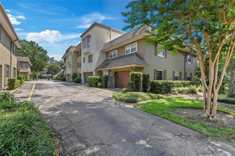 Touwnhouse à louer à Orlando, Floride: 3 chambres, 186.92 m2 № 2406380 - photo 4