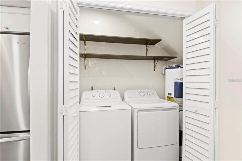 Touwnhouse à louer à Orlando, Floride: 3 chambres, 186.92 m2 № 2406380 - photo 12