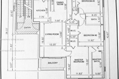 Снять в аренду кондоминиум в Дорал, Флорида 3 спальни, 118.08м2, № 1987996 - фото 2