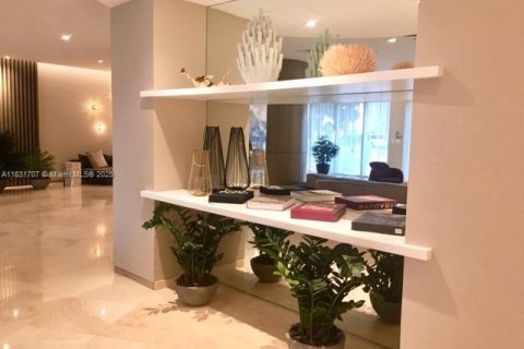 Condominio en alquiler en Bal Harbour, Florida, 1 dormitorio, 83.24 m2 № 1818054 - foto 29