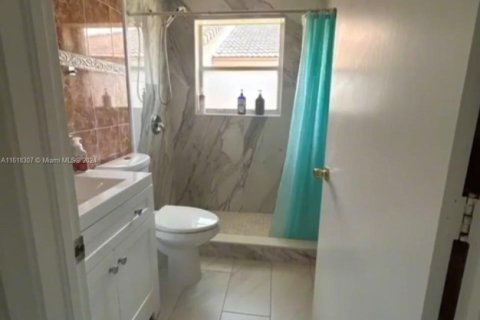 Casa en venta en Miramar, Florida, 3 dormitorios, 113.43 m2 № 1693829 - foto 12