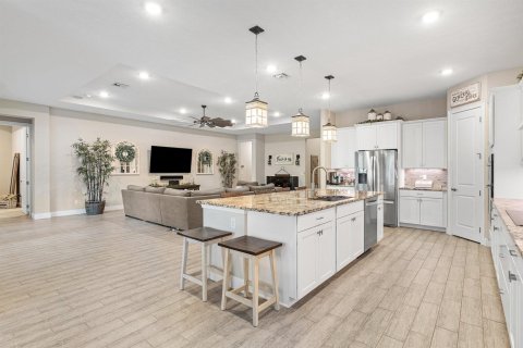 Villa ou maison à vendre à Lake Worth, Floride: 4 chambres, 280.94 m2 № 2423538 - photo 10