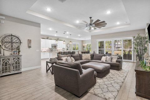 Villa ou maison à vendre à Lake Worth, Floride: 4 chambres, 280.94 m2 № 2423538 - photo 6