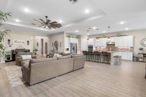 Villa ou maison à vendre à Lake Worth, Floride: 4 chambres, 280.94 m2 № 2423538 - photo 8