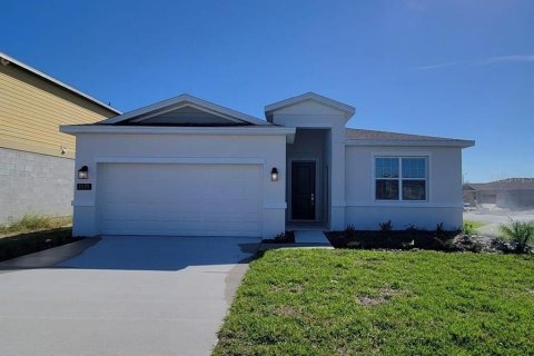 Casa en alquiler en Haines City, Florida, 5 dormitorios, 194.17 m2 № 1813090 - foto 1