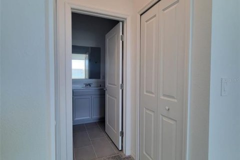 Casa en alquiler en Haines City, Florida, 5 dormitorios, 194.17 m2 № 1813090 - foto 7