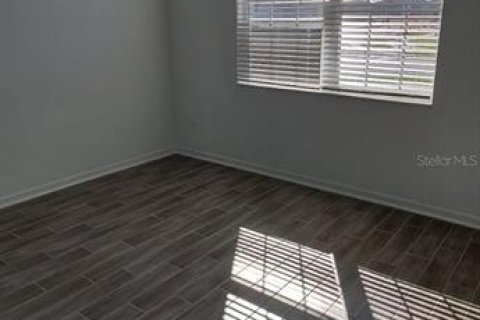 Casa en alquiler en Haines City, Florida, 5 dormitorios, 194.17 m2 № 1813090 - foto 14