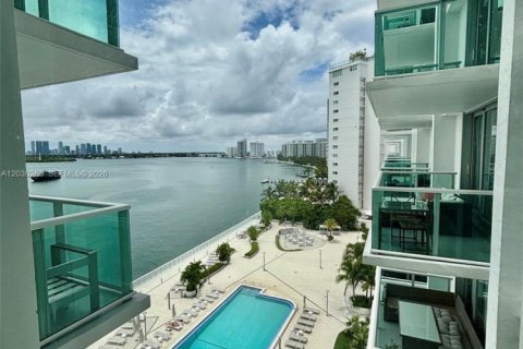 Copropriété à louer à Miami Beach, Floride: 57.51 m2 № 2084272 - photo 1
