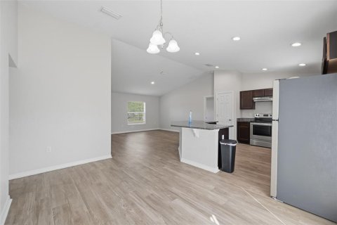 Casa en venta en Citrus Springs, Florida, 4 dormitorios, 151.8 m2 № 2383318 - foto 17
