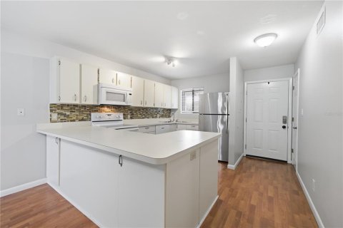 Condominio en venta en Bradenton, Florida, 2 dormitorios, 88.07 m2 № 2222576 - foto 8