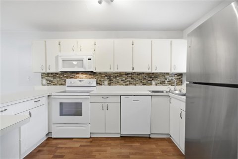 Condominio en venta en Bradenton, Florida, 2 dormitorios, 88.07 m2 № 2222576 - foto 5