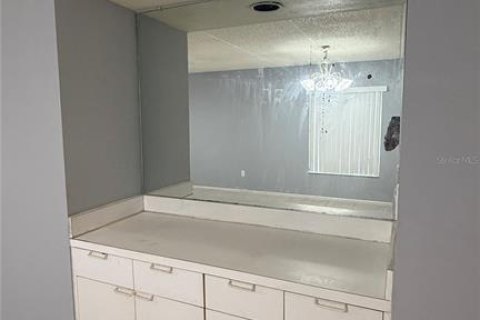 Condominio en alquiler en Orlando, Florida, 2 dormitorios, 91.04 m2 № 1908581 - foto 8