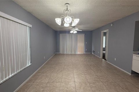 Condominio en alquiler en Orlando, Florida, 2 dormitorios, 91.04 m2 № 1908581 - foto 7