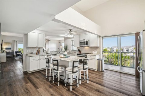 Condo in New Port Richey, Florida, 3 bedrooms  № 1622624 - photo 9