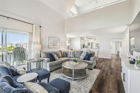 Condo in New Port Richey, Florida, 3 bedrooms  № 1622624 - photo 23