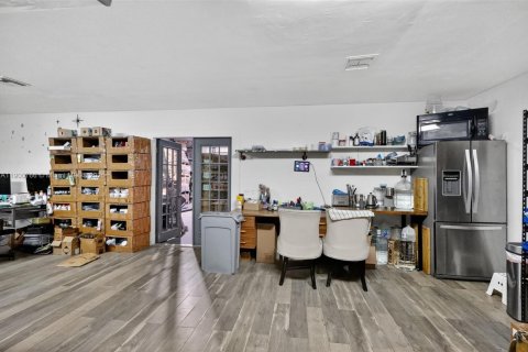 Propiedad comercial en venta en Hallandale Beach, Florida № 2012776 - foto 11