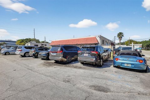 Propiedad comercial en venta en Hallandale Beach, Florida № 2012776 - foto 3
