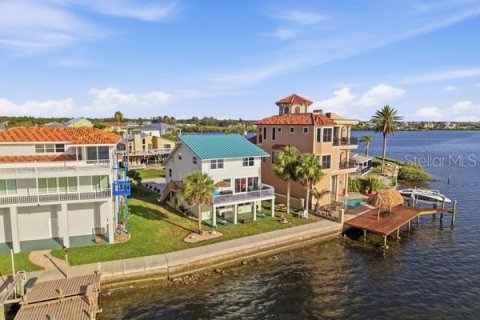 Villa ou maison à vendre à Hudson, Floride: 4 chambres, 183.57 m2 № 2304676 - photo 3