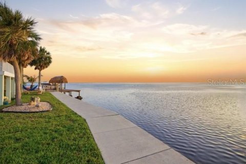 Villa ou maison à vendre à Hudson, Floride: 4 chambres, 183.57 m2 № 2304676 - photo 6