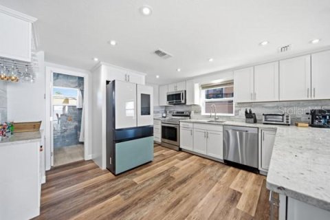 Villa ou maison à vendre à Hudson, Floride: 4 chambres, 183.57 m2 № 2304676 - photo 21