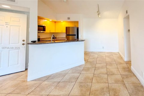 Condo in Margate, Florida, 2 bedrooms  № 2000966