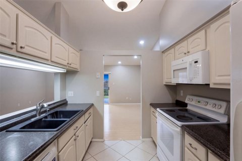 Touwnhouse à vendre à Sanford, Floride: 2 chambres, 103.68 m2 № 2406698 - photo 12