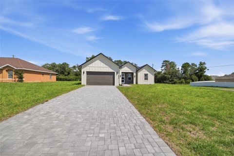 House in Ocala, Florida 4 bedrooms, 167.13 sq.m. № 2150741 - photo 3