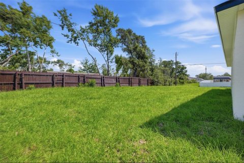 House in Ocala, Florida 4 bedrooms, 167.13 sq.m. № 2150741 - photo 30