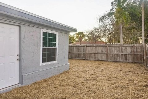 Villa ou maison à vendre à New Port Richey, Floride: 4 chambres, 144 m2 № 2431623 - photo 4