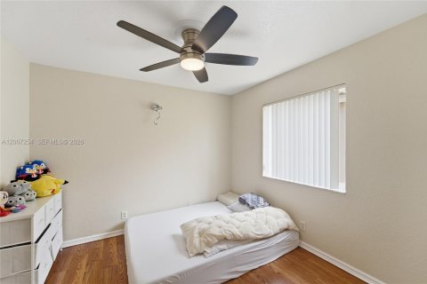 Villa ou maison à louer à Weston, Floride: 3 chambres, 144.18 m2 № 2071369 - photo 22