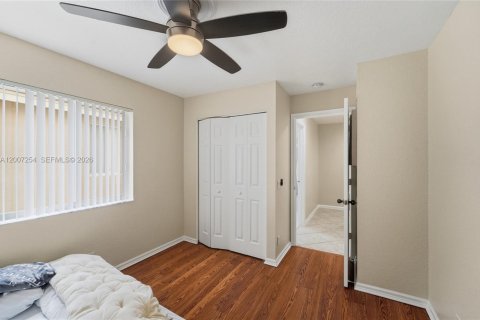 Villa ou maison à louer à Weston, Floride: 3 chambres, 144.18 m2 № 2071369 - photo 23