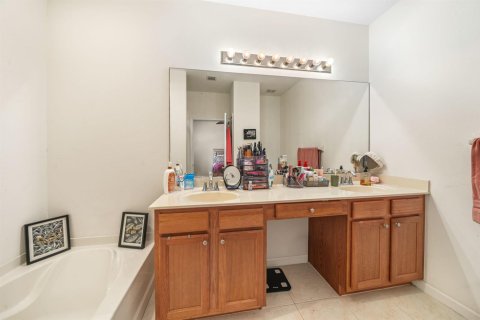 Villa ou maison à vendre à Port St. Lucie, Floride: 4 chambres, 192.4 m2 № 2081822 - photo 20