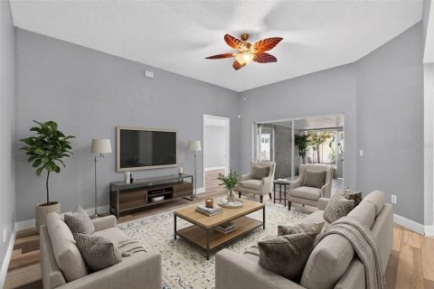 House in Valrico, Florida 3 bedrooms, 174.66 sq.m. № 2110181 - photo 7