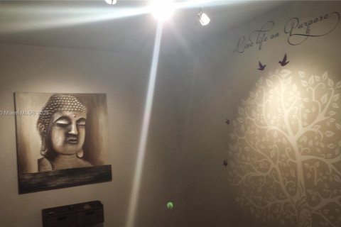 Снять в аренду кондоминиум в Майами, Флорида 2 спальни, 81.01м2, № 1951044 - фото 8