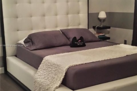 Снять в аренду кондоминиум в Майами, Флорида 2 спальни, 81.01м2, № 1951044 - фото 12