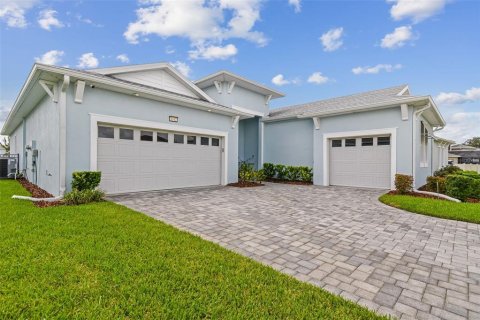 Villa ou maison à vendre à Wesley Chapel, Floride: 3 chambres, 231.98 m2 № 1743333 - photo 2